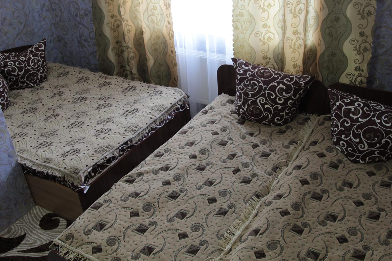 Karavan Hotel Bila Krynytsya  Exterior photo