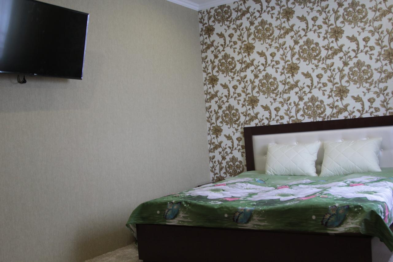 Karavan Hotel Bila Krynytsya  Exterior photo